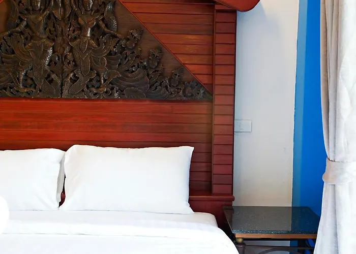Hotel Korbua House 3*