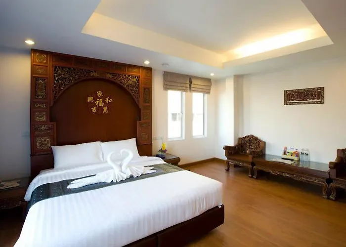Korbua House Hotel 3*