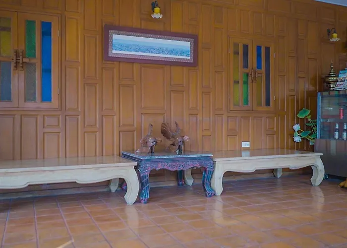 Korbua House 3*