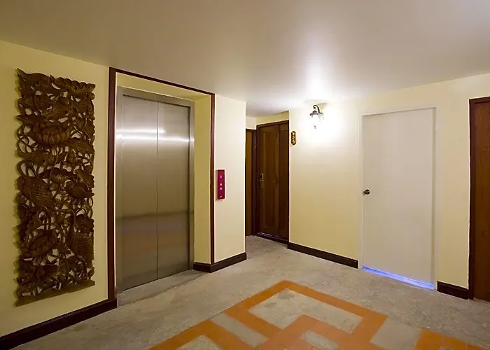 Korbua House Hotel 3*